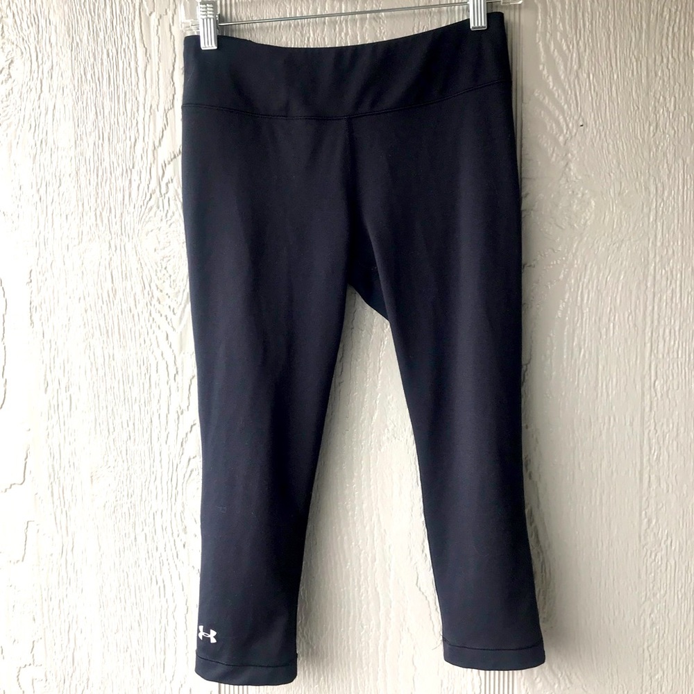 ❗️Sale❗️Heat Gear Capri Leggings